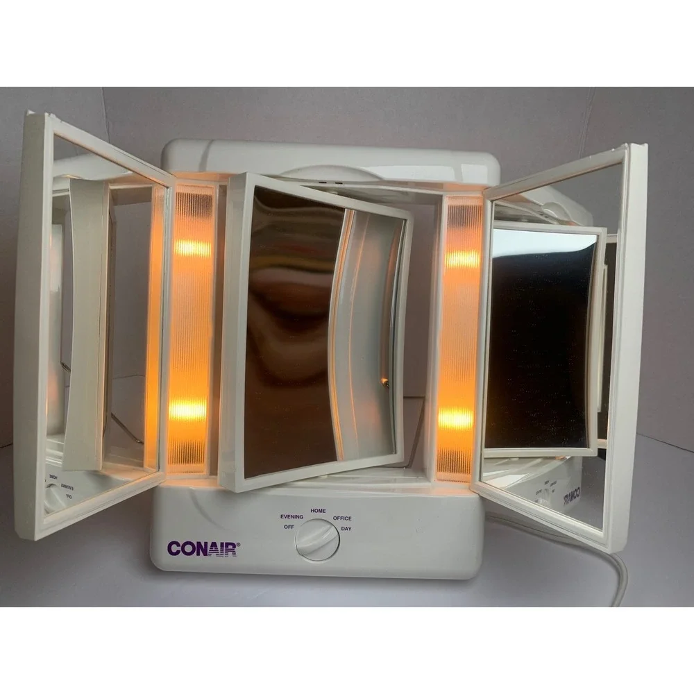 Vintage Illuminated Makeup Mirror Tri-Panel 4 Light Settings TM7L Magnifying 90s